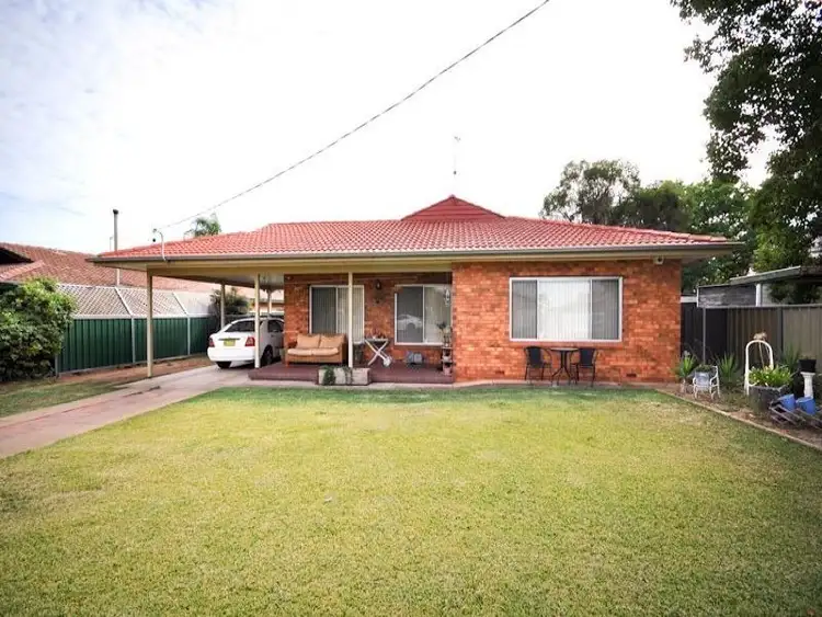 8 Wheatleys Lane, Dubbo NSW 2830