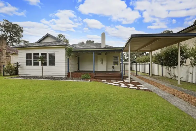 8 Bridges Avenue, Wattle Grove NSW 2173