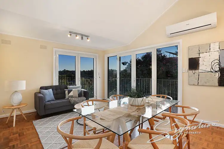 Fifth view of Homely house listing, 11 Vincent Street, Oak Park VIC 3046