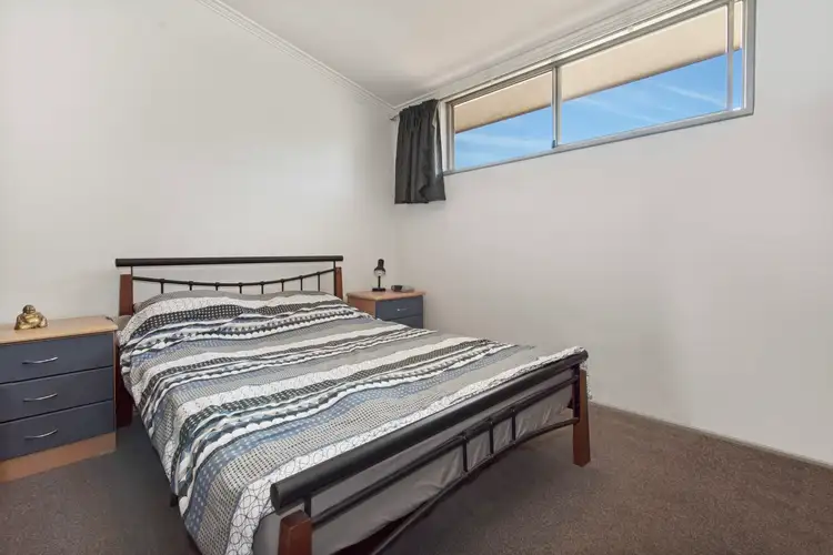 Fifth view of Homely unit listing, 6 & 7/50 Neale Street, Kennington VIC 3550