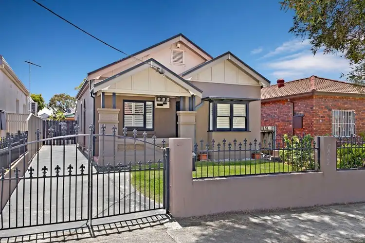 33 Omaha Street, Belfield NSW 2191