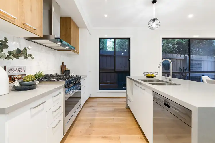 Fifth view of Homely house listing, 2/82 Pascoe Street, Glen Iris VIC 3146