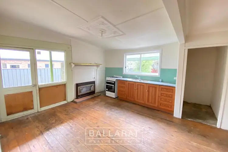 Fifth view of Homely house listing, 32 Outtrim Street, Maryborough VIC 3465