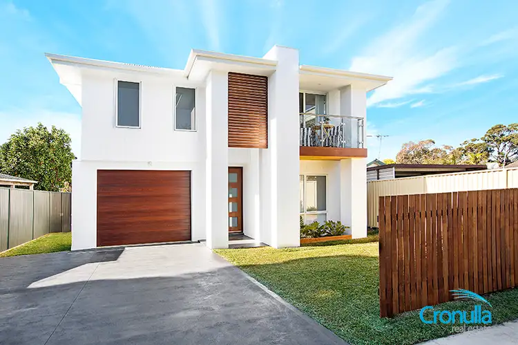 26b Carrington Ave, Caringbah NSW 2229
