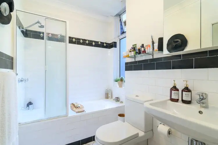 Fourth view of Homely apartment listing, 15/9 Wylde Street, Potts Point NSW 2011