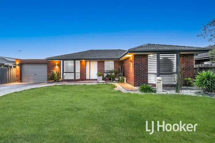 2 James Bathe Way, Narre Warren South VIC 3805