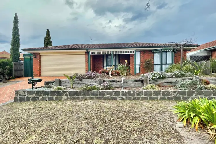 8 Bardsley Court, Narre Warren VIC 3805