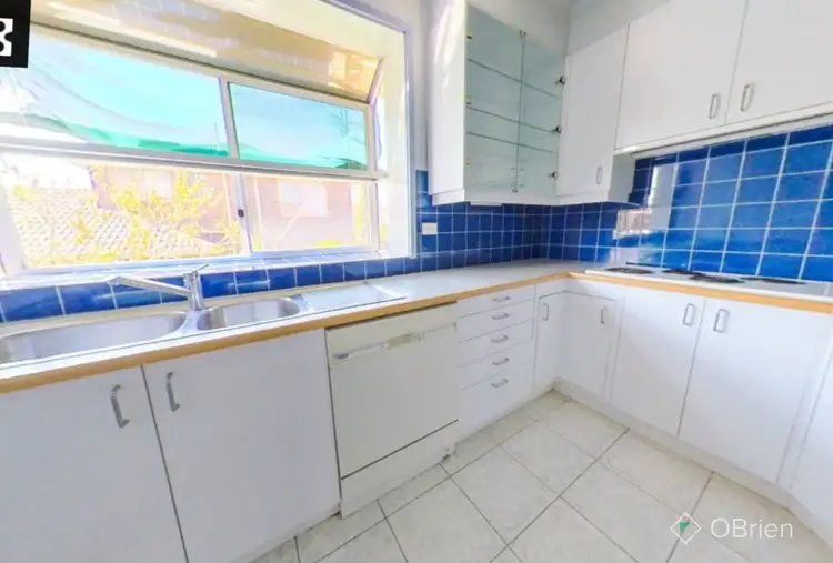 Fourth view of Homely house listing, 2 Tullimbar Circuit, Vermont South VIC 3133