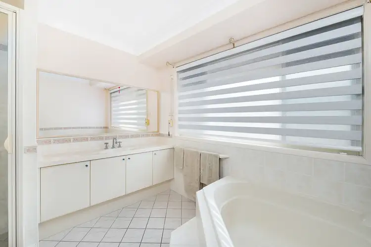 Sixth view of Homely house listing, 28 Helsal Circuit, Shell Cove NSW 2529