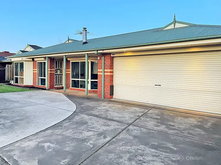 11 Dartmoor Drive, Cranbourne East VIC 3977