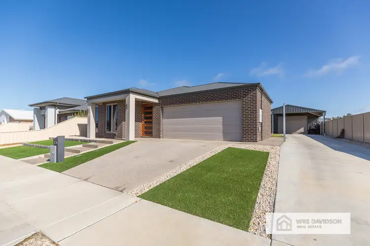 Second view of Homely house listing, 44 Dellar Crescent, Horsham VIC 3400