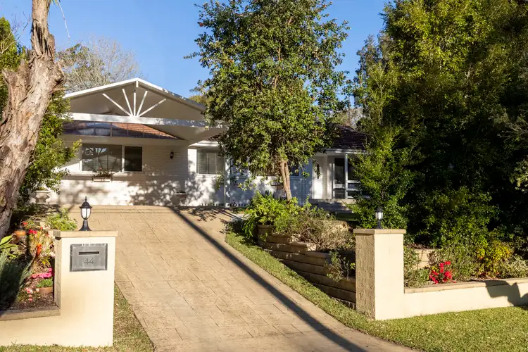 44 Gould Avenue, St Ives NSW 2075