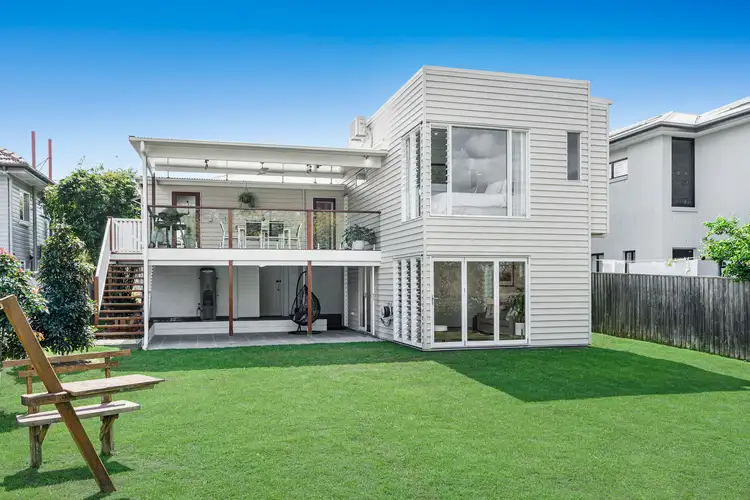74 Tamaree Avenue, Wynnum QLD 4178