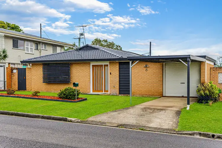 Fourth view of Homely house listing, 5 Suzanne Street, Wynnum West QLD 4178