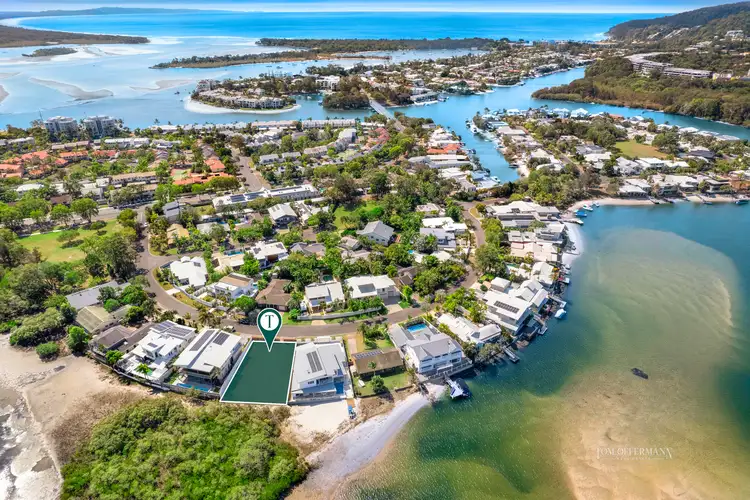 31 Dolphin Crescent, Noosaville QLD 4566