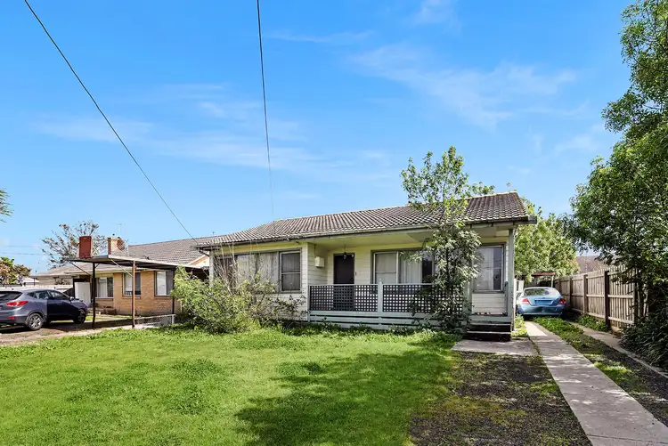 13 Rosedale Crescent, Dallas VIC 3047