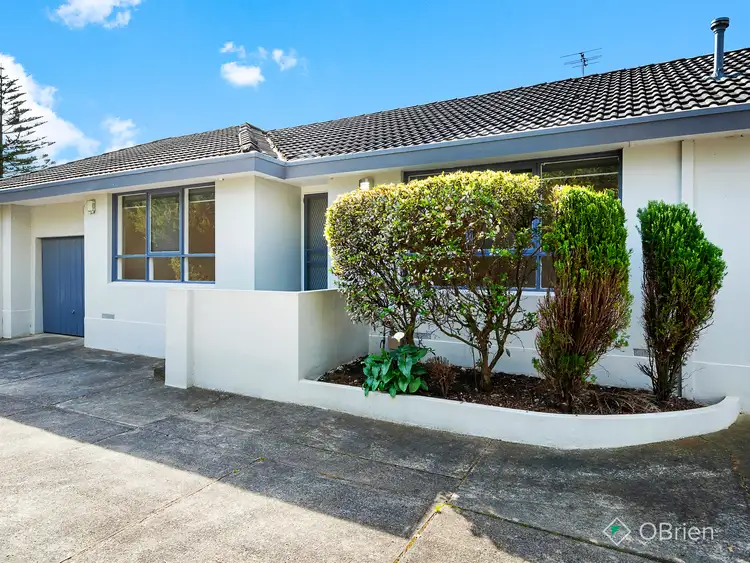2/10 Hillcrest Road, Frankston VIC 3199