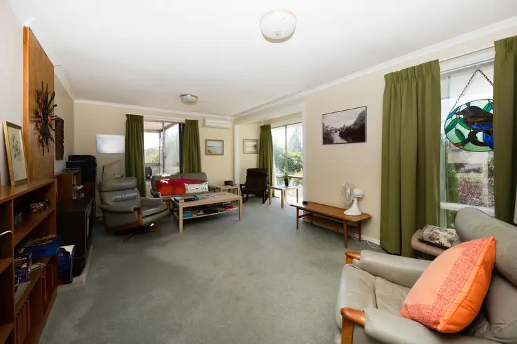Fifth view of Homely house listing, 9 Heales Place, Curtin ACT 2605