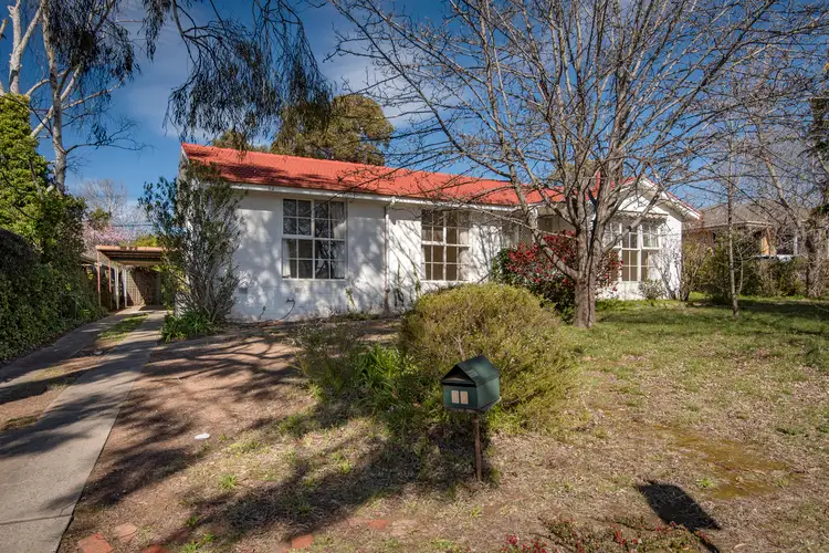 12 Renwick Street, Chifley ACT 2606