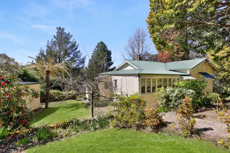 33 Winston Street, Leura NSW 2780