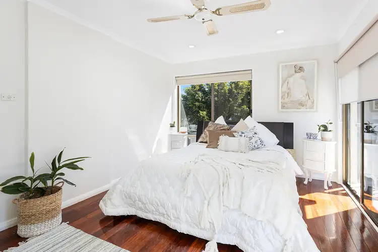 Sixth view of Homely house listing, 10 Northbrook Place, Illawong NSW 2234