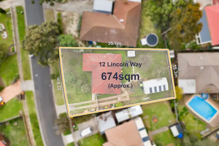 12 Lincoln Way, Melton West VIC 3337