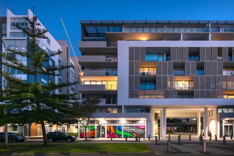 Fourth view of Homely apartment listing, 302/4 Honeysuckle Drive, Newcastle NSW 2300