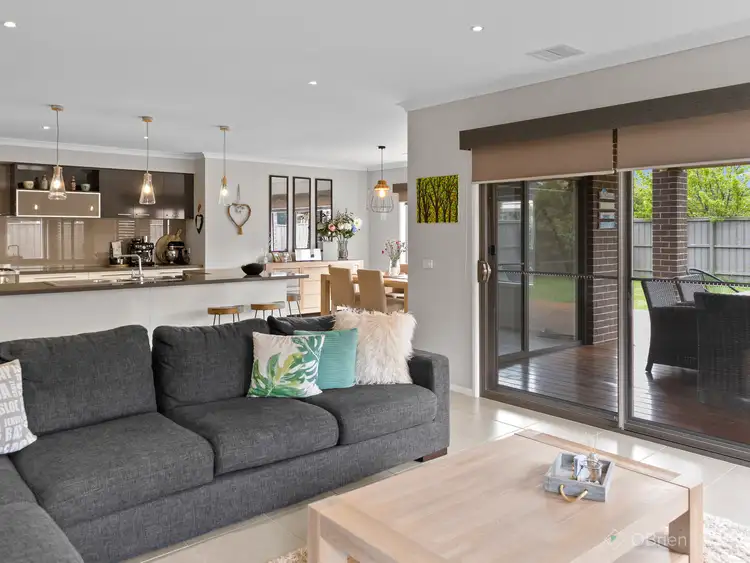 Sixth view of Homely house listing, 12 Casandra Court, Berwick VIC 3806