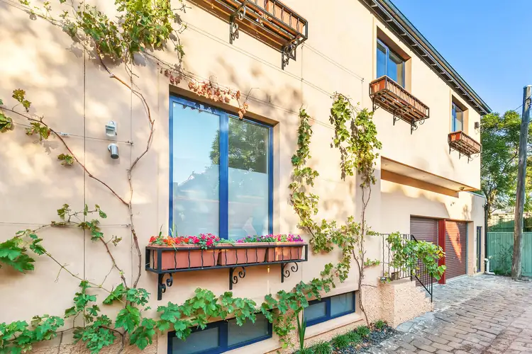 70 Pumpkin Lane, St Kilda VIC 3182