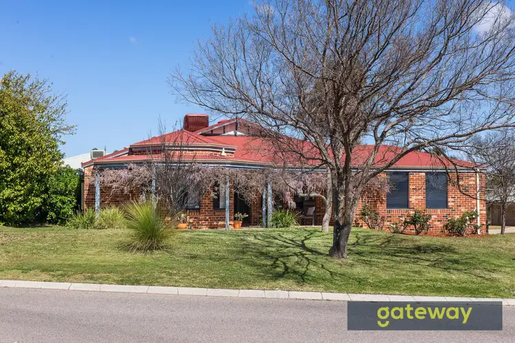 10 Marraboor Place, Success WA 6164