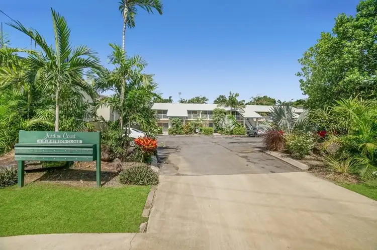 8/6 McPherson Close, Edge Hill QLD 4870