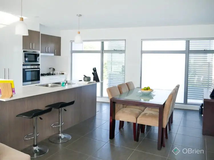 Fifth view of Homely townhouse listing, 5/36 Mereweather Avenue, Frankston VIC 3199