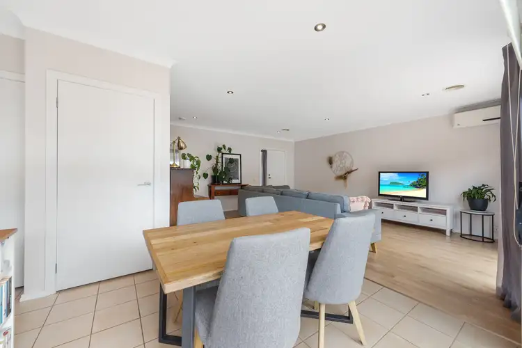 Sixth view of Homely unit listing, 2/12 - 32 Pecks Road, Sydenham VIC 3037