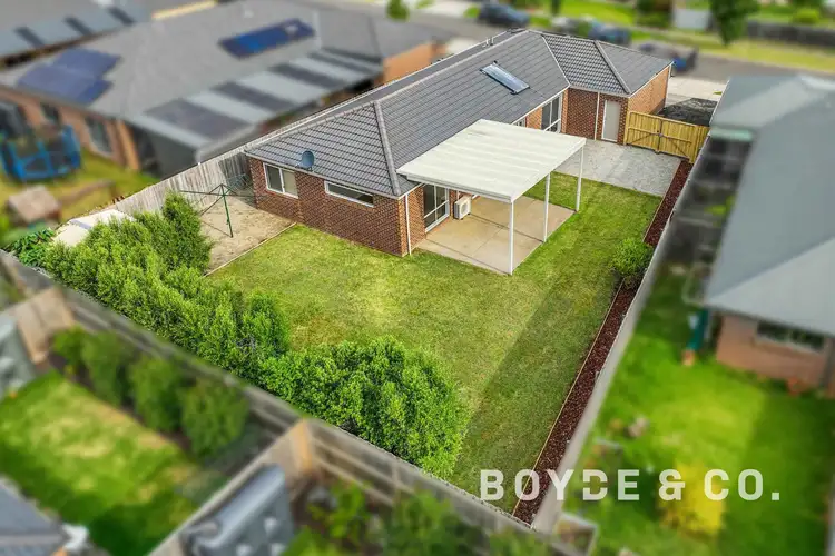 34 Jamescott Drive, Drouin VIC 3818