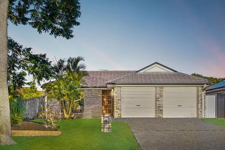 6 Pidgeon Boulevard, Crestmead QLD 4132