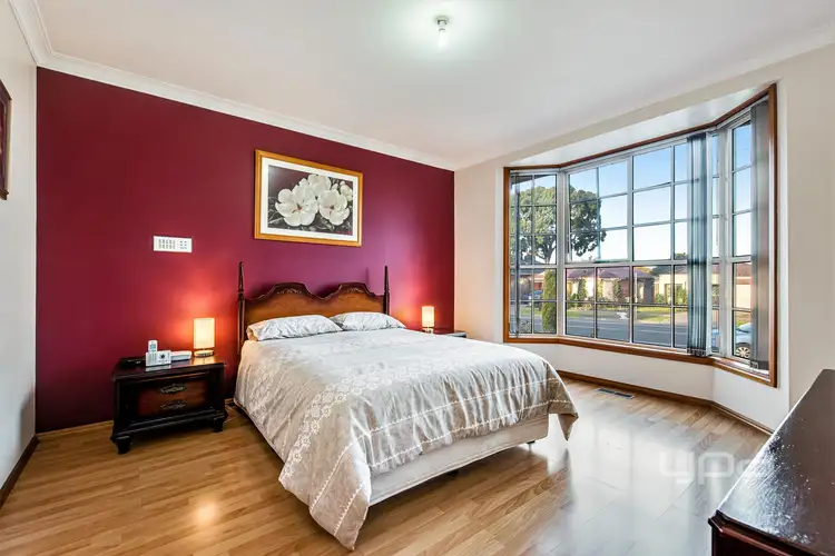 Fifth view of Homely house listing, 152 Greenvale Drive, Greenvale VIC 3059