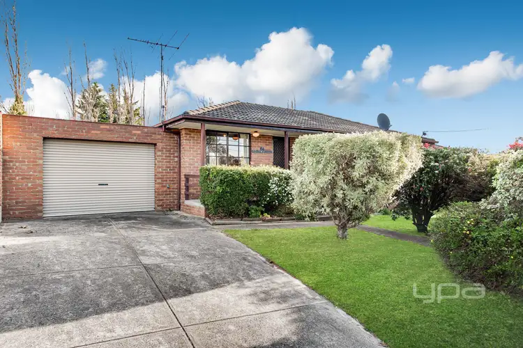 54 Harricks Crescent, Attwood VIC 3049
