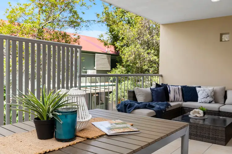 Main view of Homely apartment listing, 2/25 Gladys Street, Stones Corner QLD 4120