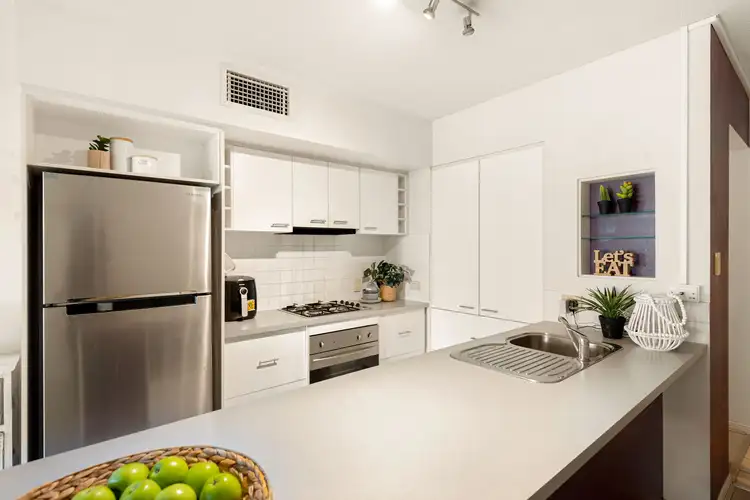 Sixth view of Homely apartment listing, 2/25 Gladys Street, Stones Corner QLD 4120