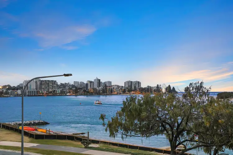 11/1 Esplanade, Golden Beach QLD 4551