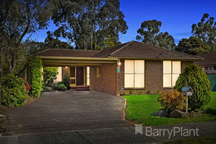 5 Larissa Court, Croydon VIC 3136
