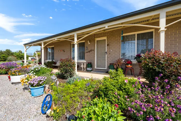 Second view of Homely house listing, 11 James Court, Rutherglen VIC 3685