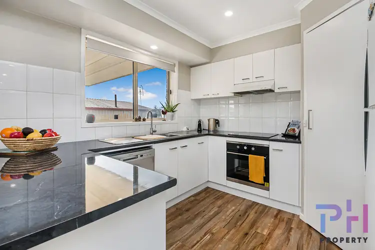 Second view of Homely house listing, 6 Narini Court, California Gully VIC 3556