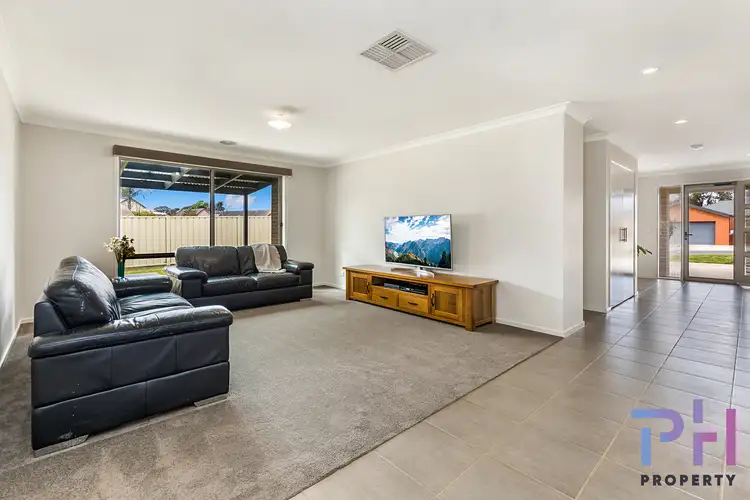 Sixth view of Homely house listing, 3 Jarren Court, Kangaroo Flat VIC 3555