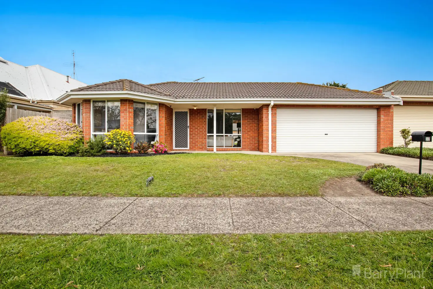 Main view of Homely house listing, 32 Thomas Place, Pakenham VIC 3810