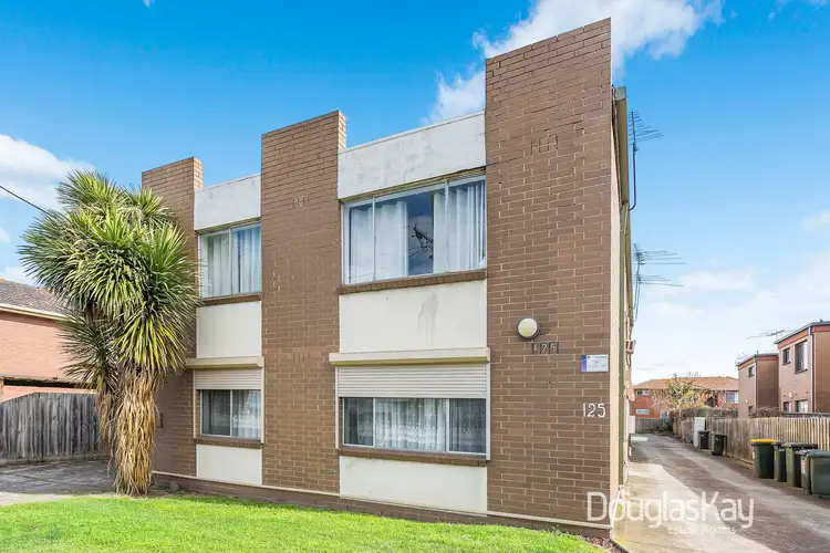 12/125 Anderson Road, Sunshine VIC 3020