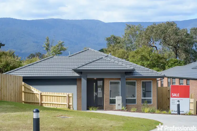 Main view of Homely house listing, 5 Pauls Close, Yarra Junction VIC 3797