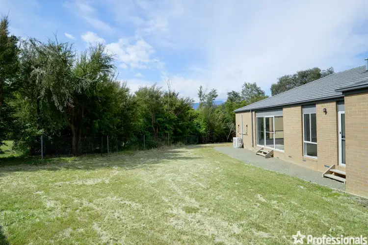 Third view of Homely house listing, 5 Pauls Close, Yarra Junction VIC 3797