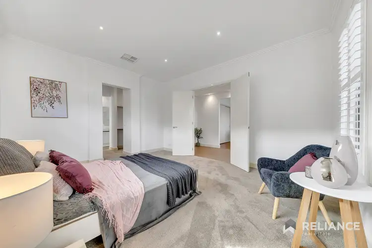 Sixth view of Homely house listing, 7 Lambert Court, Taylors Hill VIC 3037