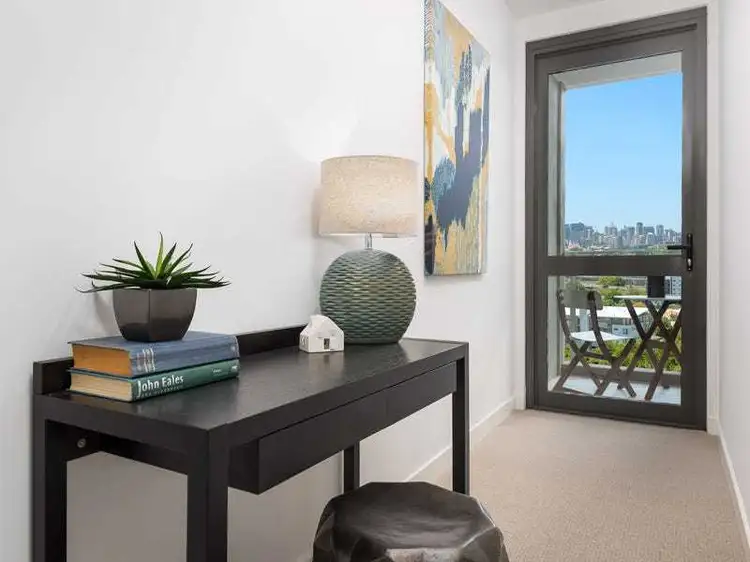 502/70 Carl Street, Woolloongabba QLD 4102